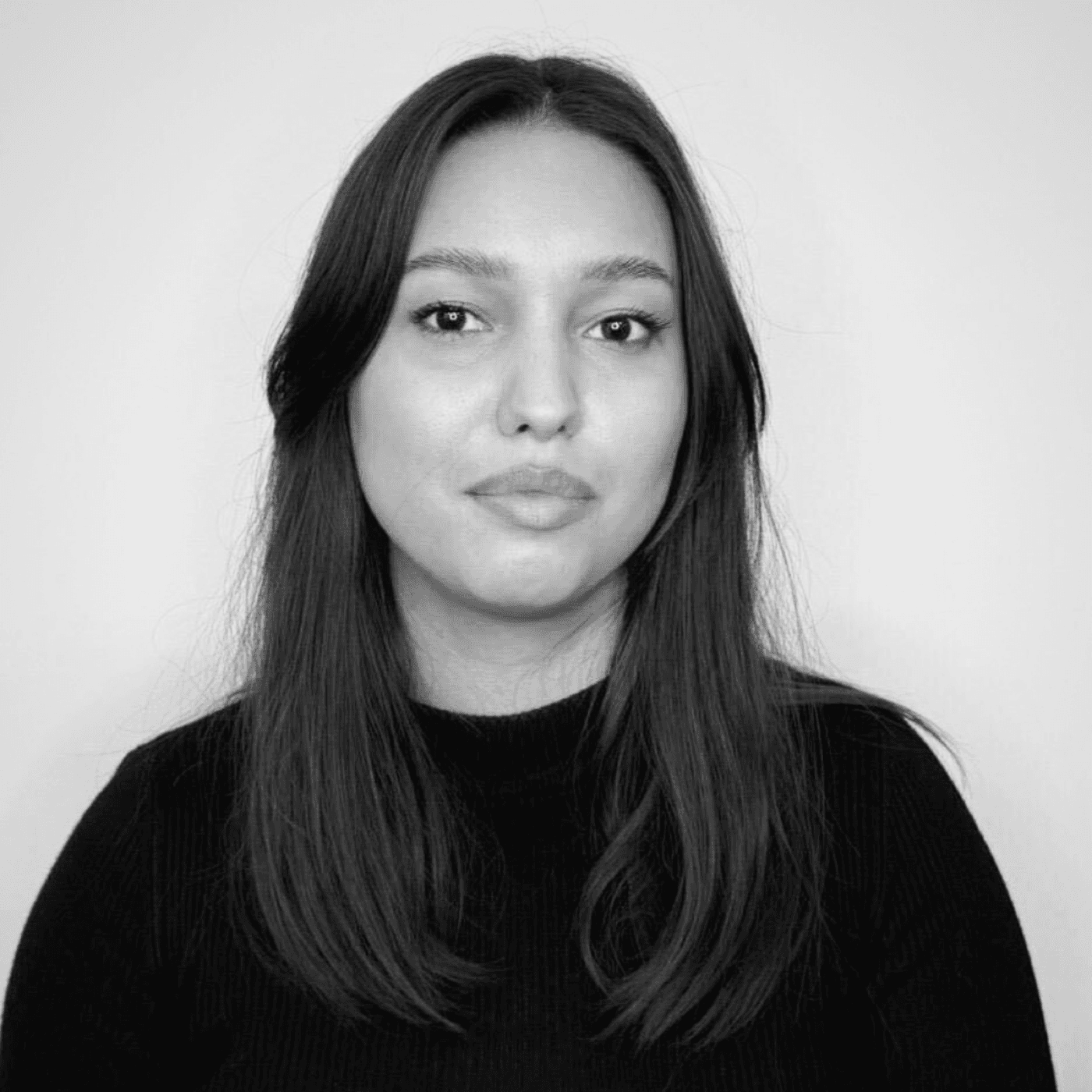 Isabela - Google Ads Buyer
